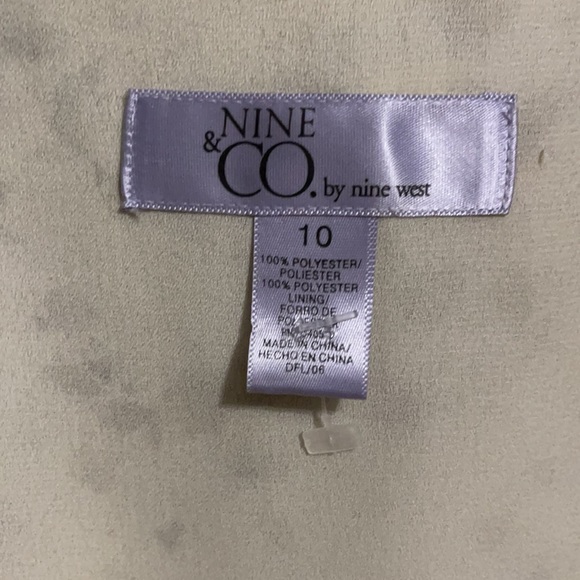 Nine West flowy button down blouse - Picture 4 of 4